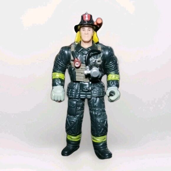 Chap Mei Fire Squad Fireman Firefighter 4" Action Figure - Picture 1 of 3